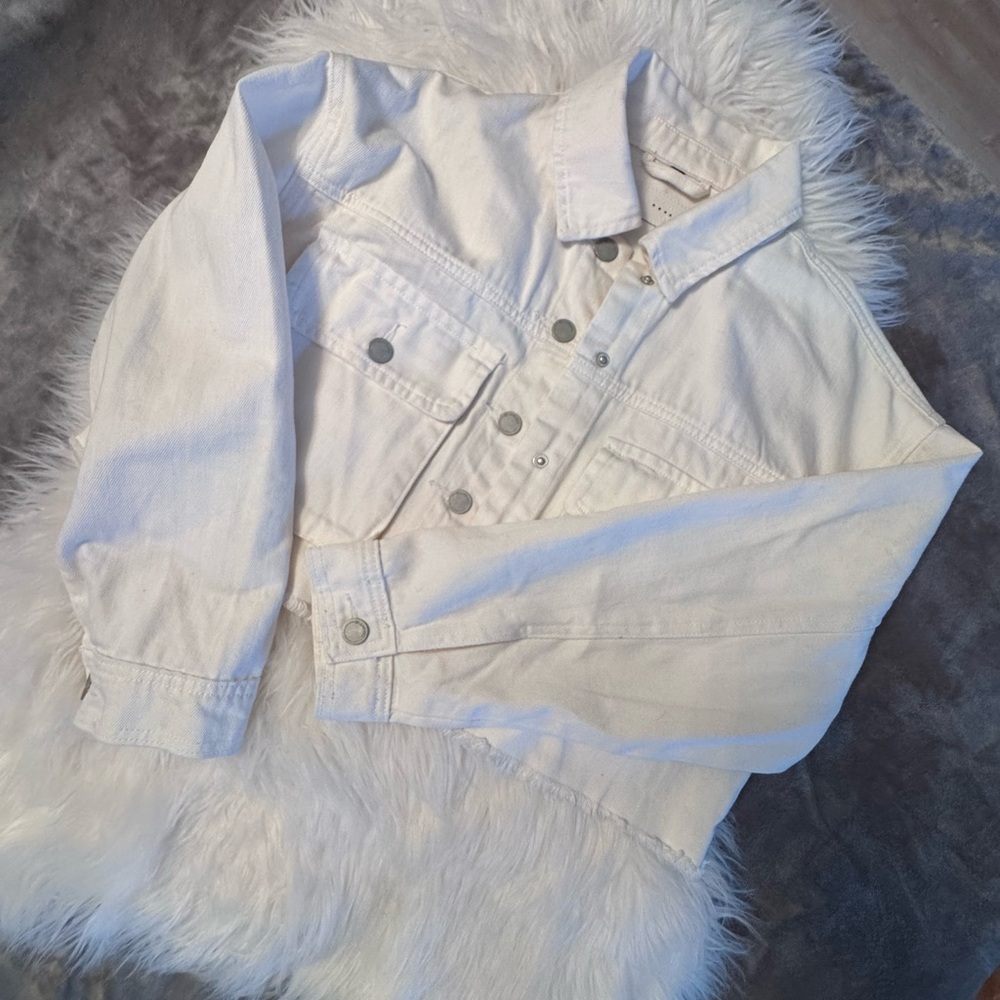 Blank NYC White Denim Jacket w/ Raw Hem